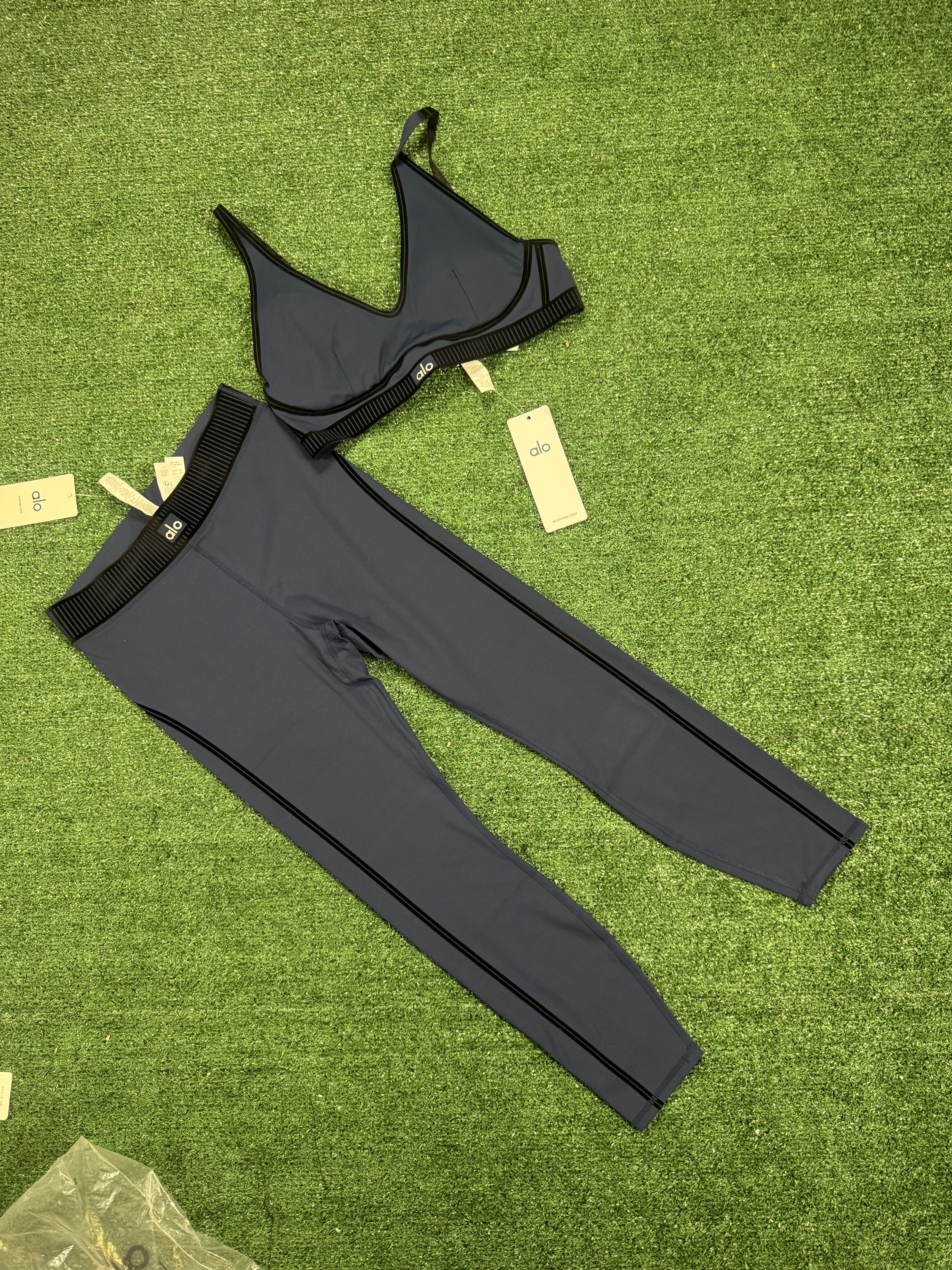 Airlift Line Up Legging Set
